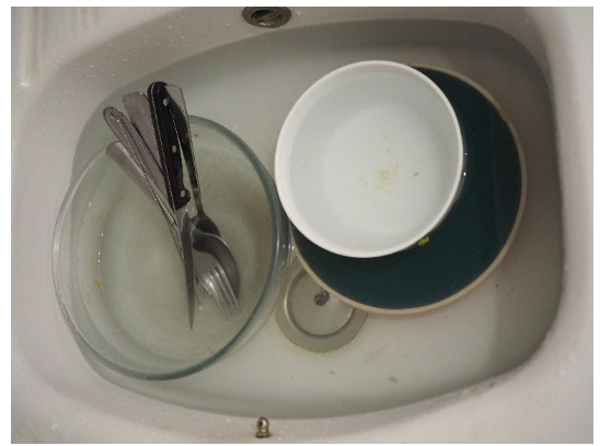 Economisez l'eau de la vaisselle
